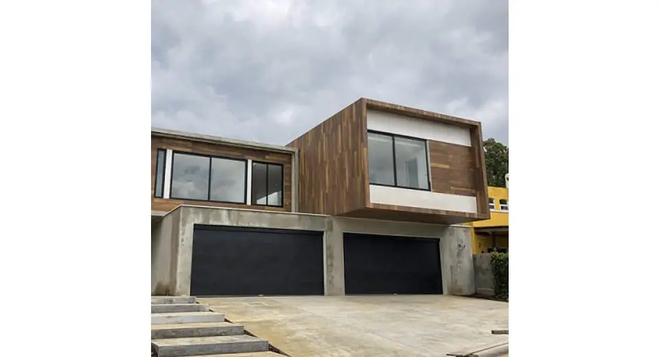 Flush Steel Insulated Sectional Garage Doors