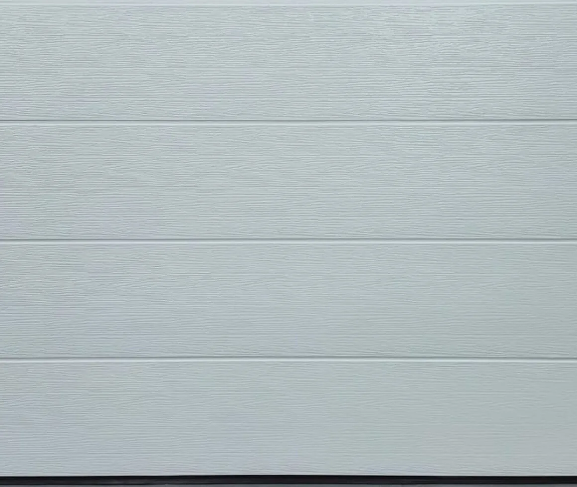 garage-door-panel-woodgrain-manufacturer